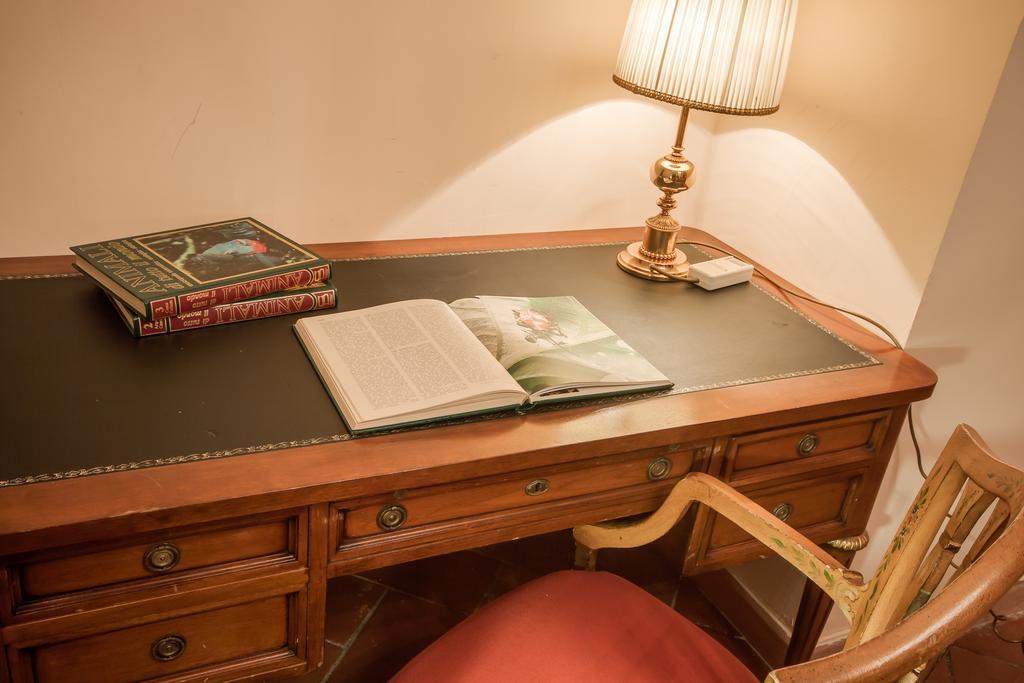 Ferienwohnung Lungarno Ponte Vecchio Florenz Zimmer foto